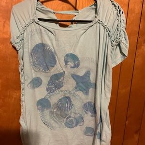 Woman’s shirt